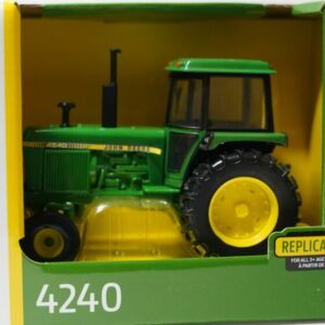 1/32 John Deere 4240 with Cab